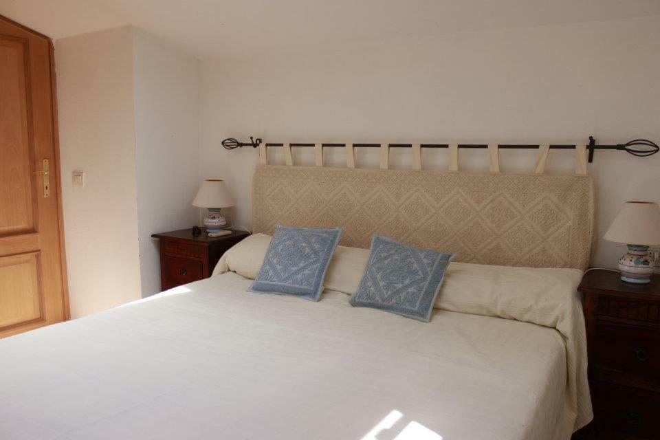 Casa Mughetto R5055 Seafront, Private Sea Access, Swimming Pool *