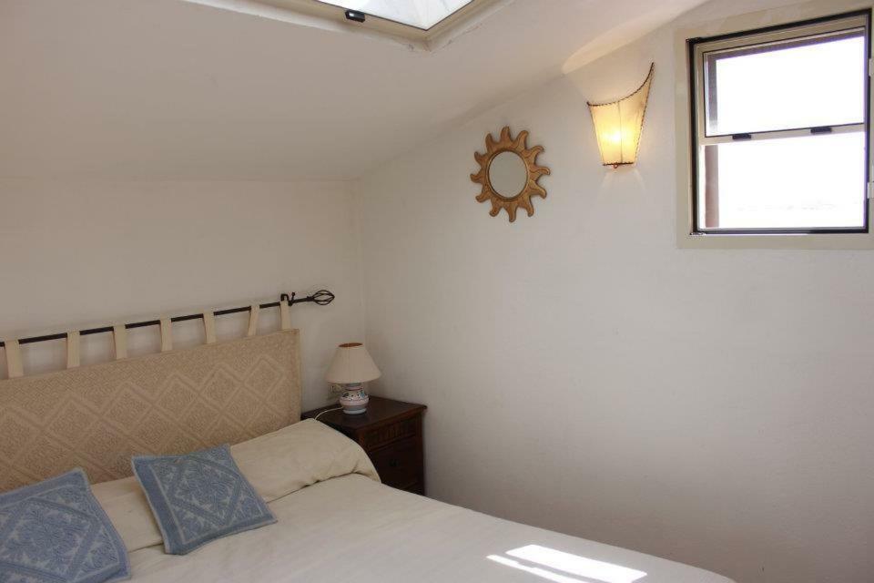 Holiday home Casa Mughetto R5055 Seafront, Private Sea Access, Swimming Pool La Maddalena (Sassari)